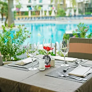 https://protur-palmeras-playa-sa-coma.allmallorcahotels.com