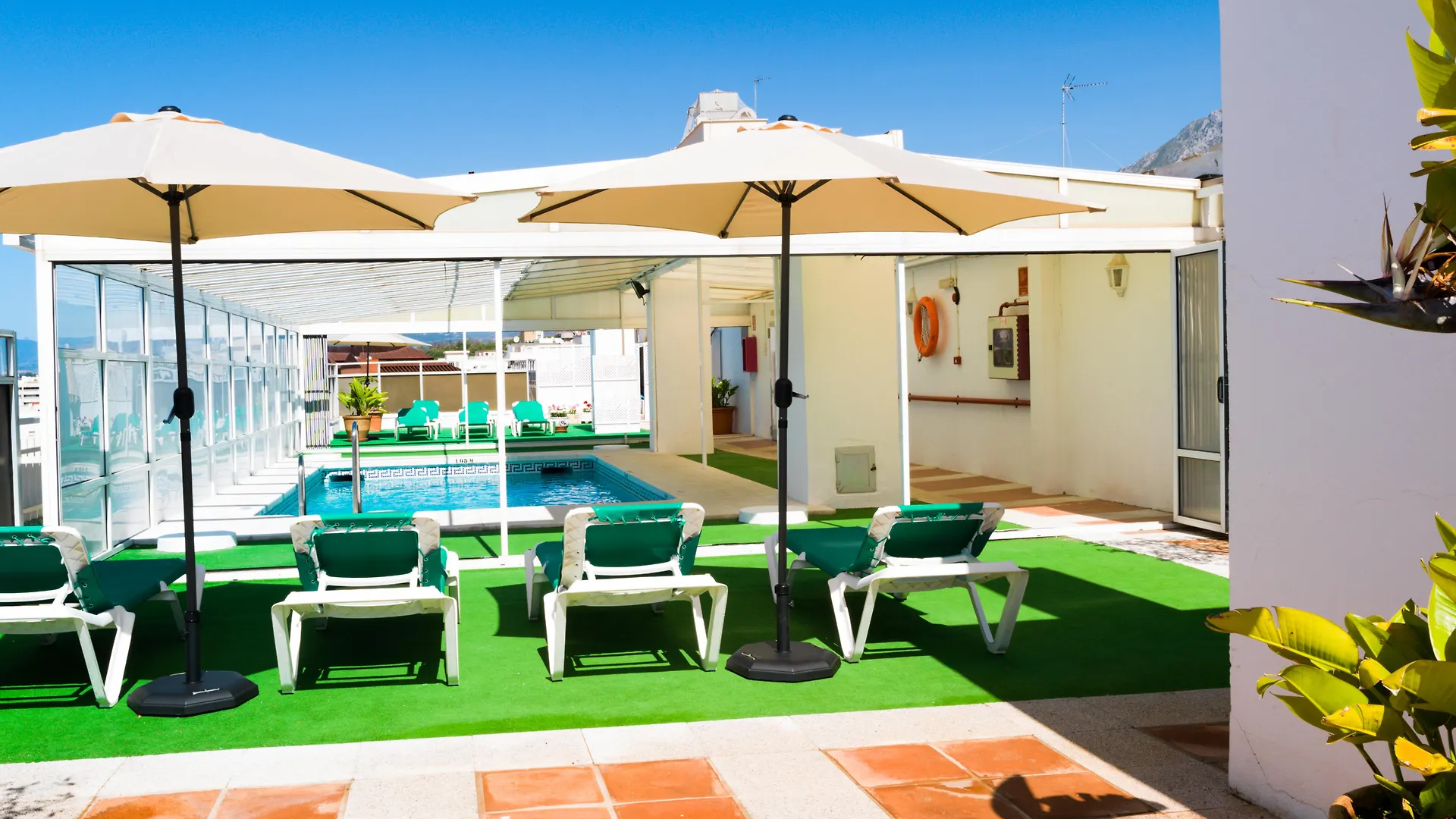 Hotel Monarque El Rodeo マルベーリャ