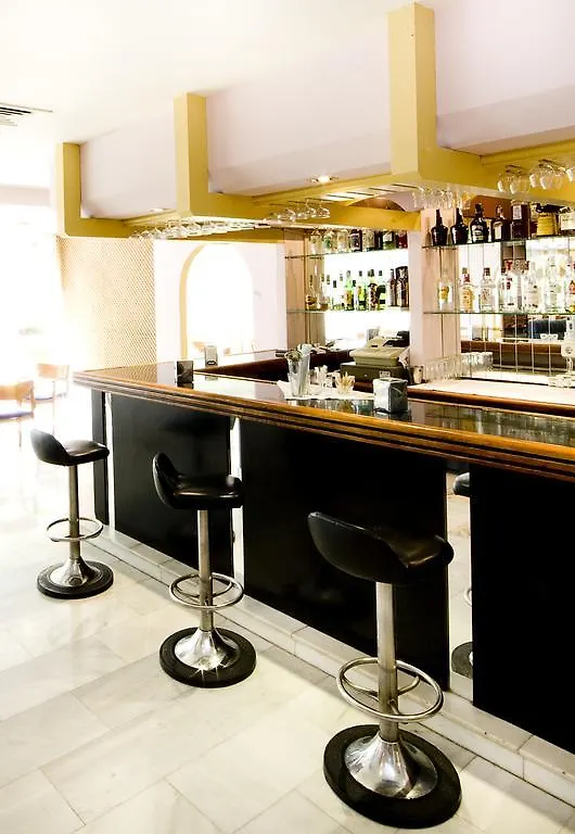 Hotel Monarque El Rodeo マルベーリャ